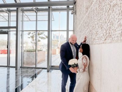Couple photograph by Easy Wedding