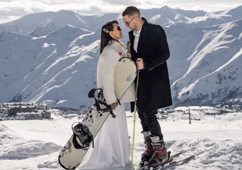 Ghaduri snow wedding